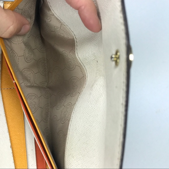 MICHAEL KORS Saffiano Colorblock Cc Snap Wallet - Picture 4 of 8